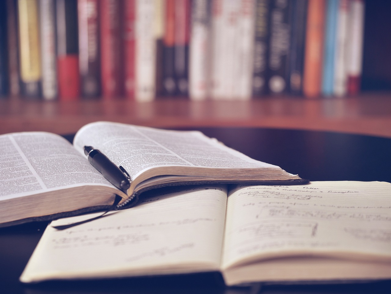 Quels outils permettent d’optimiser la gestion des ressources humaines ?