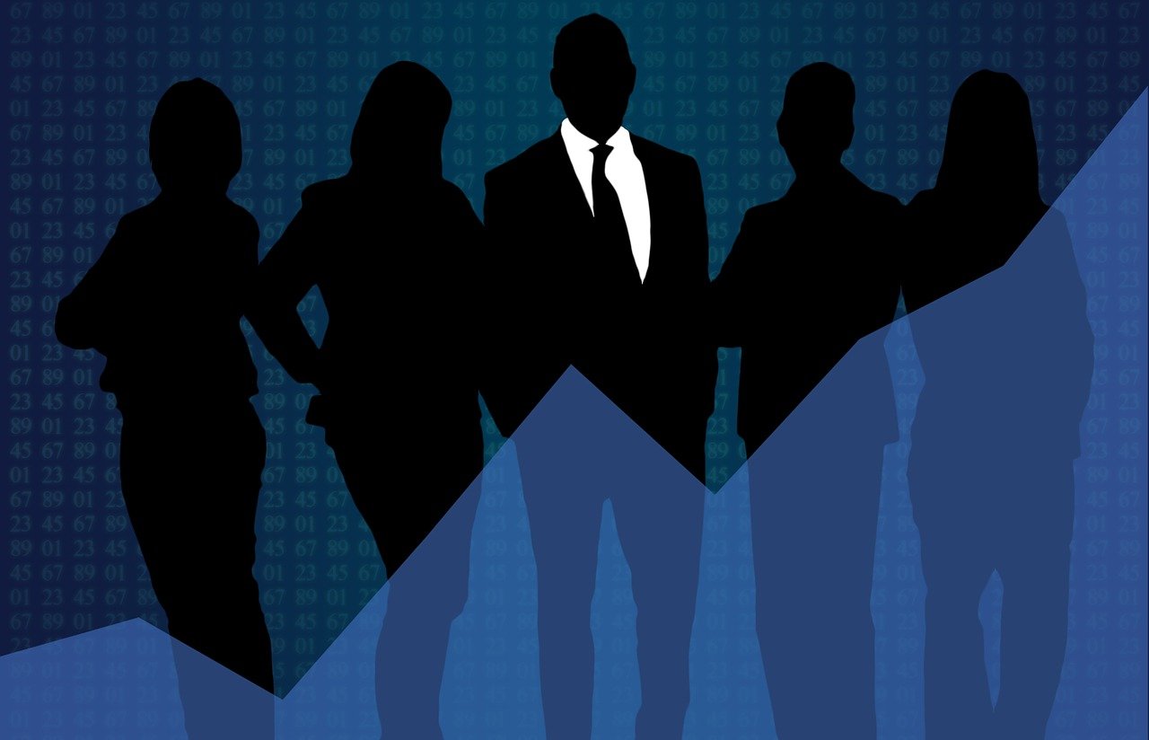 découvrez les différents styles de leadership, leurs avantages et comment choisir celui qui correspond le mieux à votre équipe pour atteindre vos objectifs professionnels.